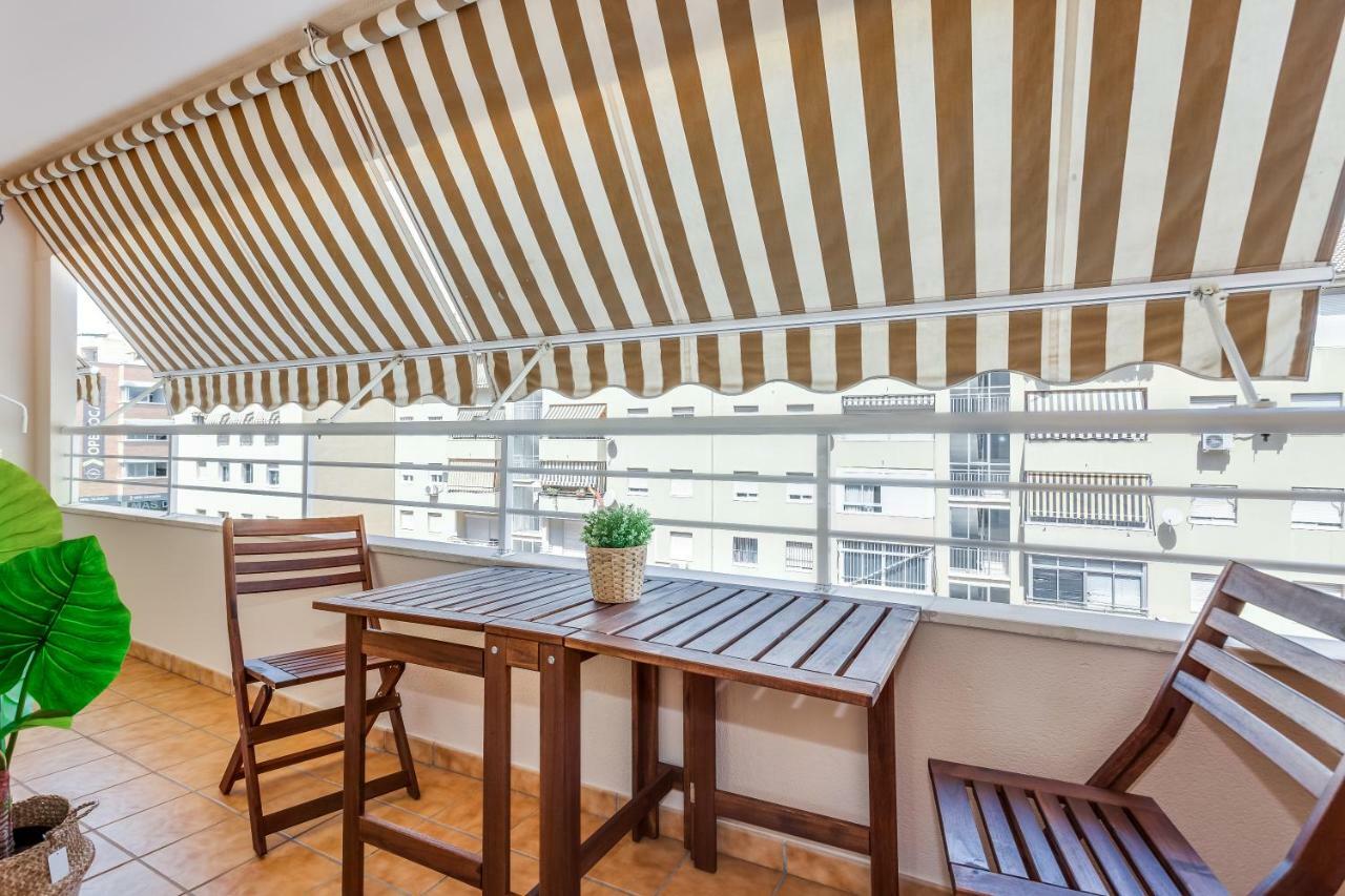 Soho Riverside Suite Малага Экстерьер фото